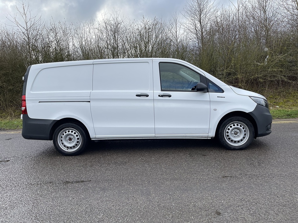 Mercedes-Benz eVito 114 E 41Kwh Progressive Fwd L2 6Dr Lwb White #4