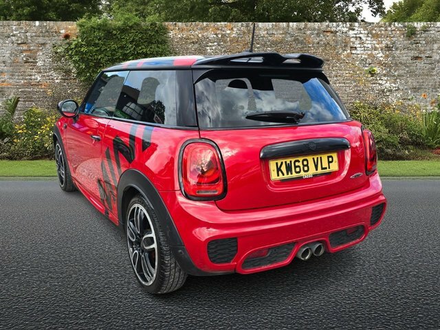 Mini Hatch 2.0 John Cooper Works Hatchback 8 KW68VLP Red #4
