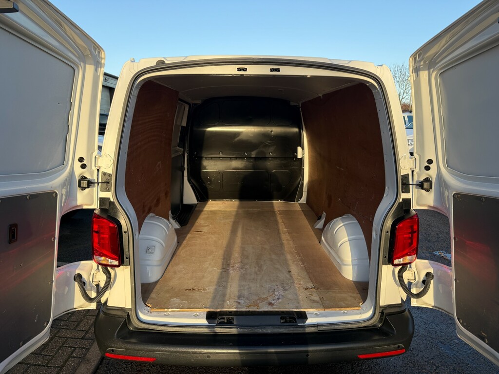 Volkswagen Transporter T32 Tdi Lwb Startline Vw T6.1 150 BW21WPT White #5