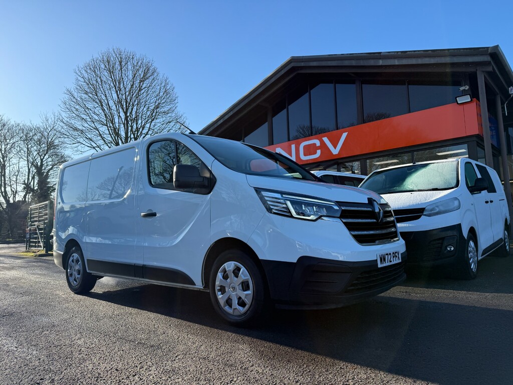 Renault Trafic Sl28 Business Plus Dci WM72PFX White #4