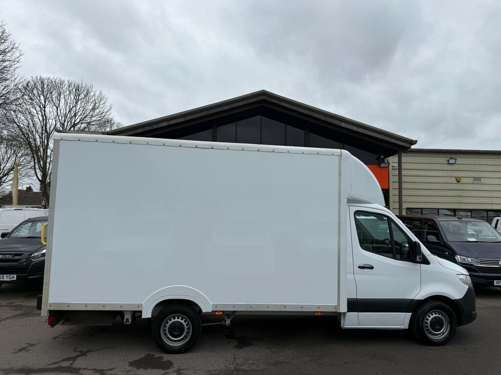 Mercedes-Benz Sprinter 314 Cdi Progressive Low Floor Luton Lwb PO71YGU White #2