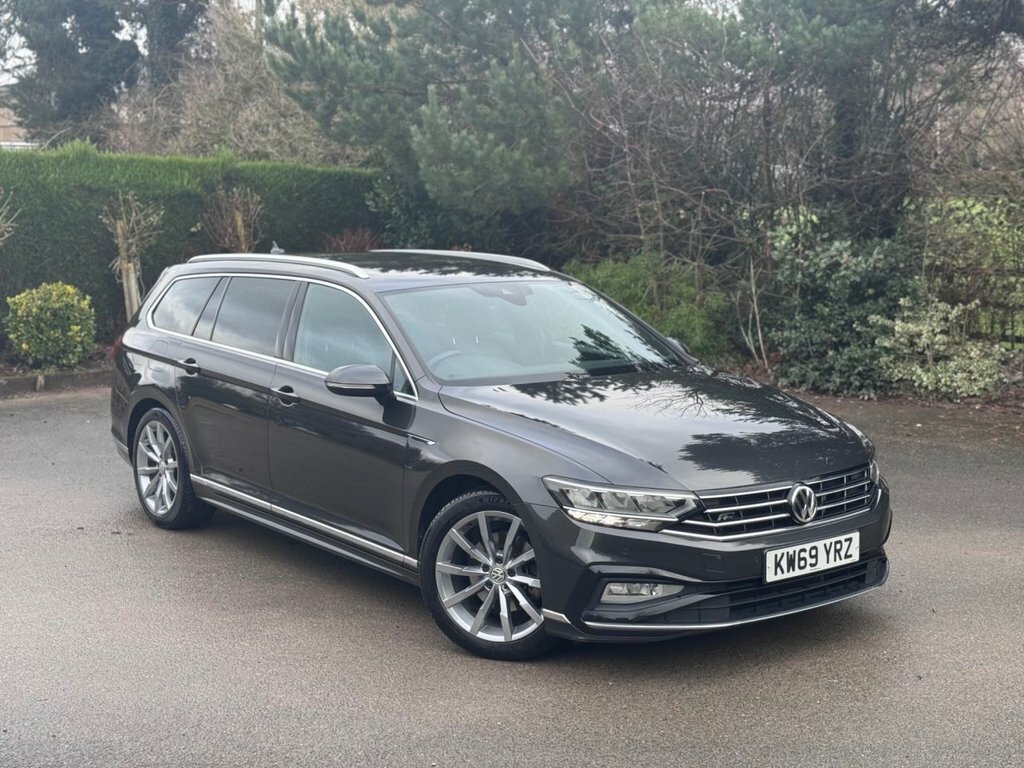Volkswagen Passat 2L R-line Grey