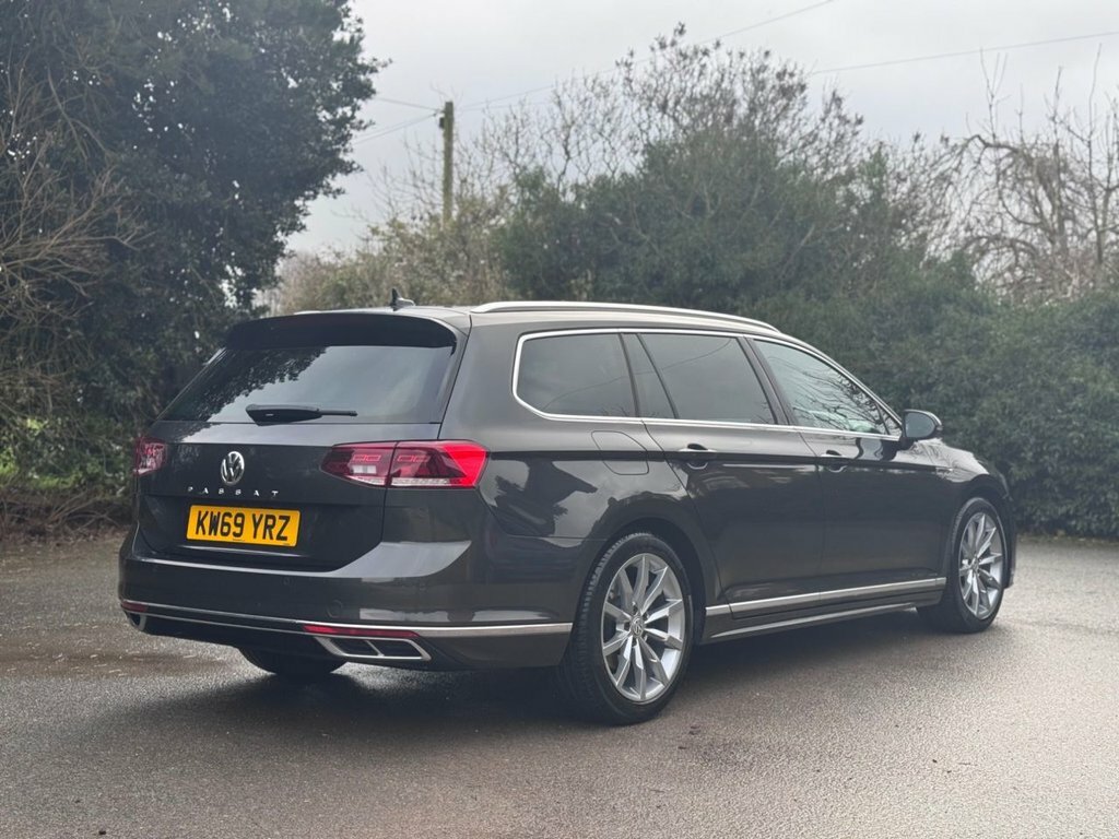 Volkswagen Passat 2L R-line KW69YRZ Grey #4
