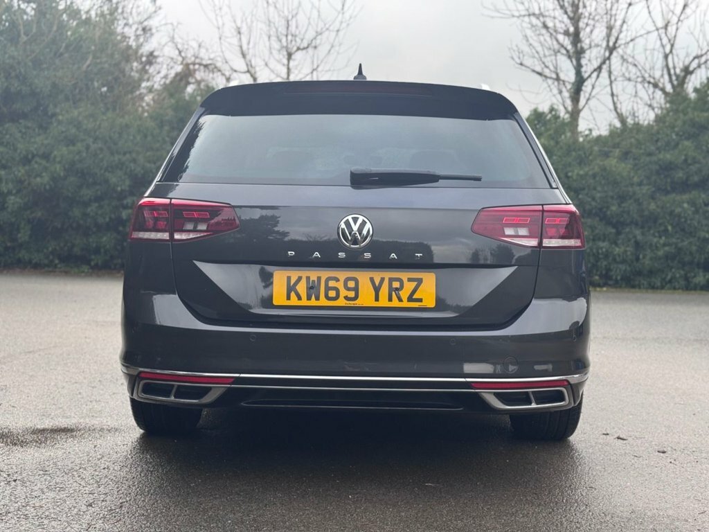 Volkswagen Passat 2L R-line KW69YRZ Grey #5