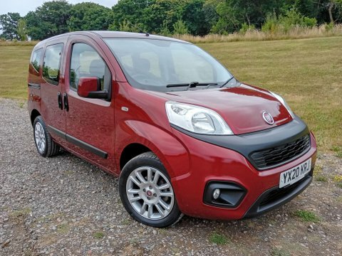 Fiat Qubo Lounge Red #57