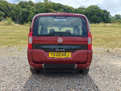 Fiat Qubo Lounge Red #4