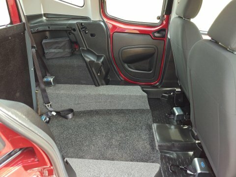 Fiat Qubo Lounge Red #28