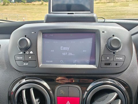 Fiat Qubo Lounge Red #35