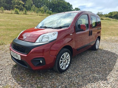 Fiat Qubo Lounge Red #13