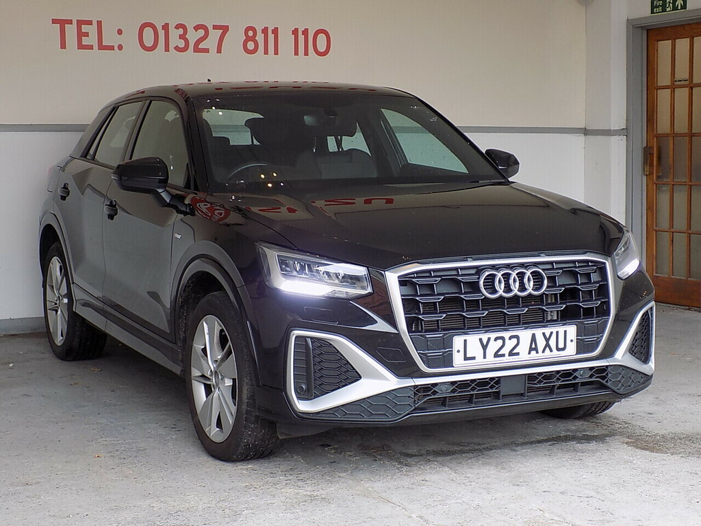 Audi Q2 Tfsi Cod S Line LY22AXU Black #3