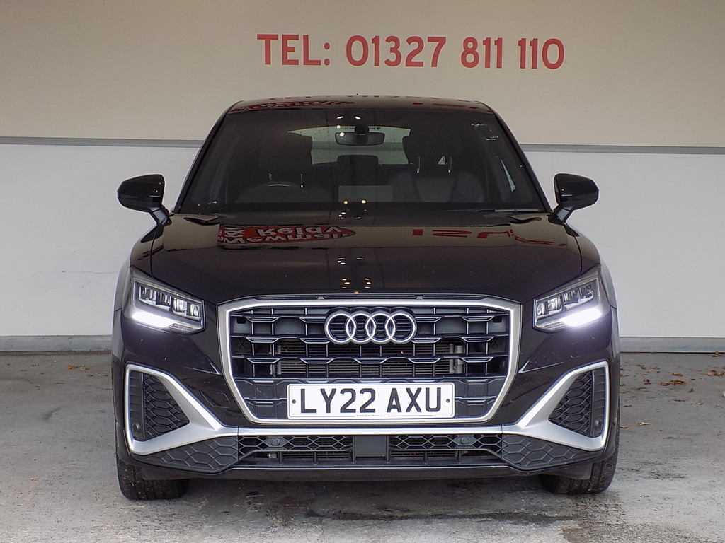 Audi Q2 Tfsi Cod S Line LY22AXU Black #2