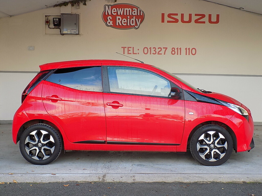Toyota Aygo Vvt-i X-trend PJ70XLA Red #5