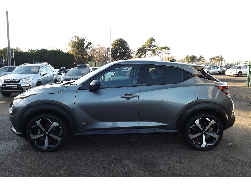 Nissan Juke Tekna Grey #5