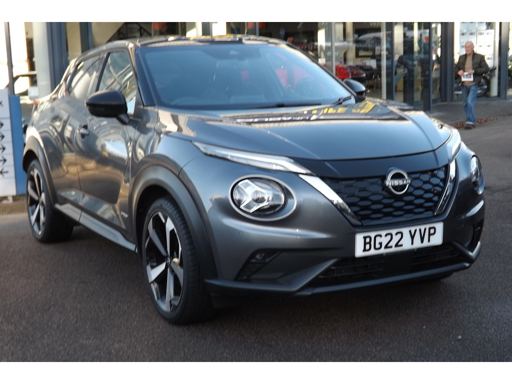 Nissan Juke Tekna Grey #3