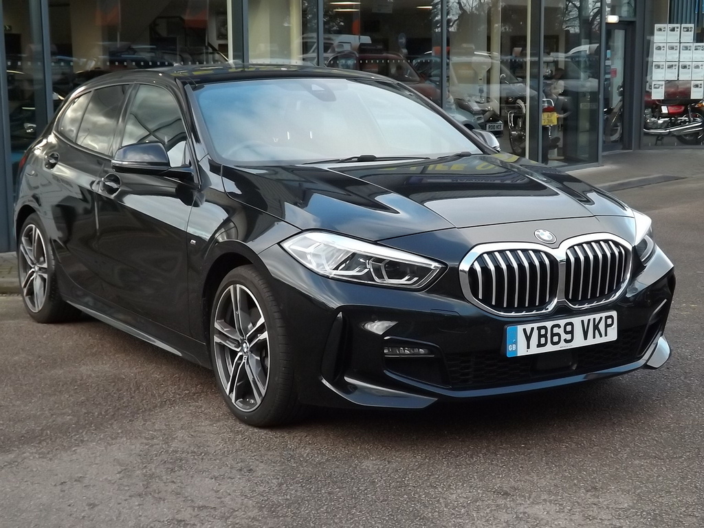 BMW 1 Series 118I M Sport YB69VKP Black #3