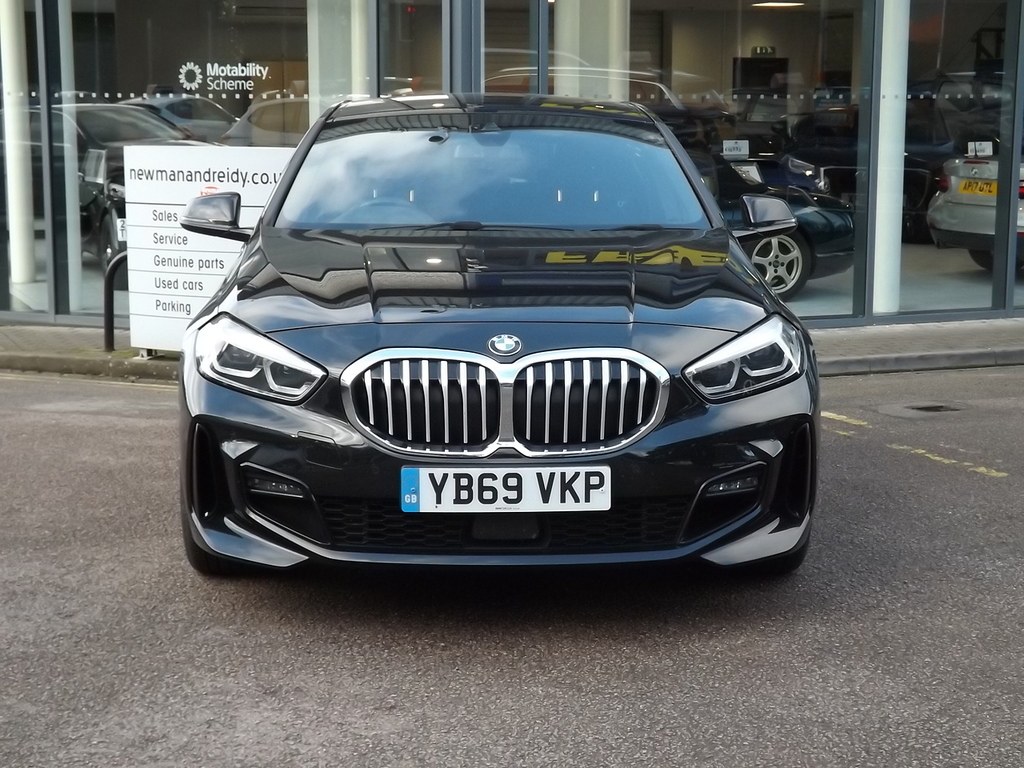BMW 1 Series 118I M Sport YB69VKP Black #2