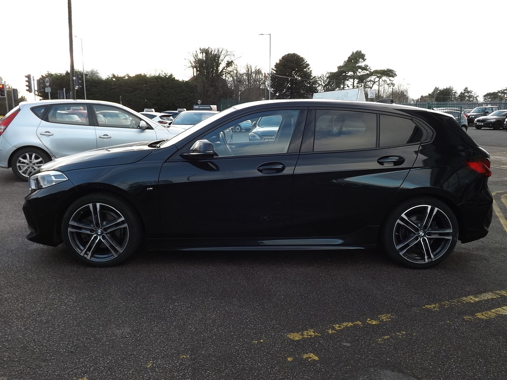 BMW 1 Series 118I M Sport YB69VKP Black #5
