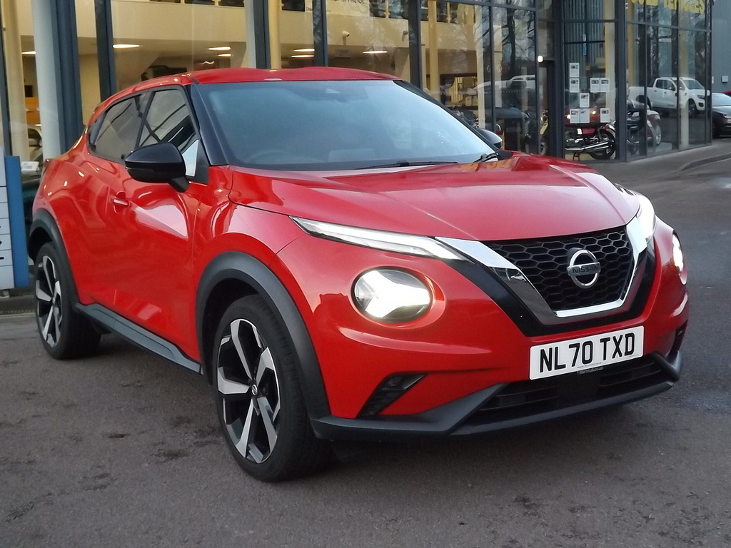 Nissan Juke Dig-t N-connecta NL70TXD Red #3