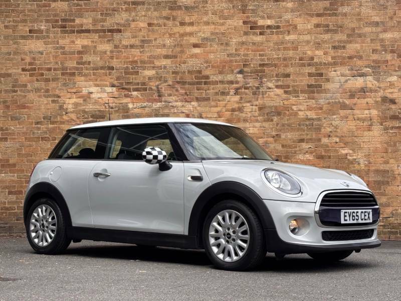 Mini Hatch 1.5 Cooper - 2015 65 White