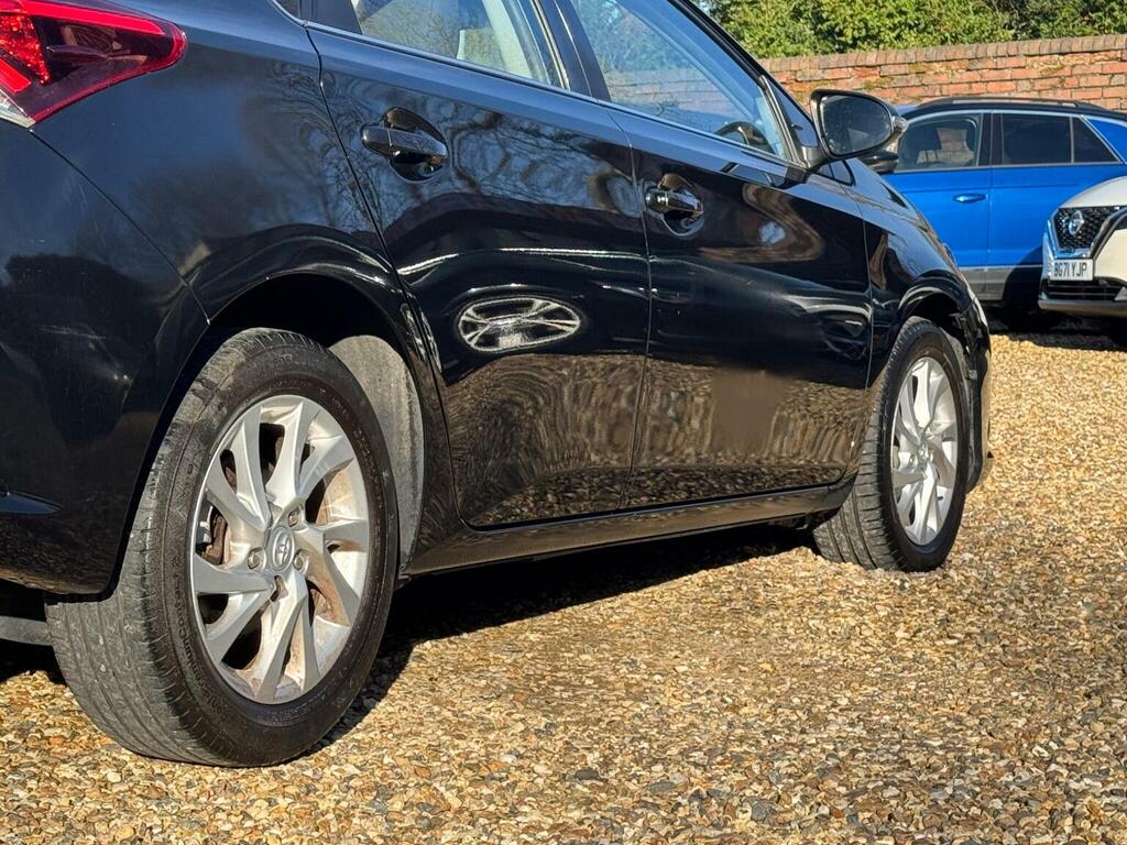 Toyota Auris Hatchback 1.2 Vvt-i Icon Euro 6 Ss Safety FN17FPD Black #6
