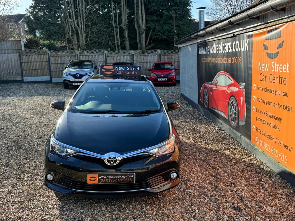 Toyota Auris Hatchback 1.2 Vvt-i Icon Euro 6 Ss Safety FN17FPD Black #4