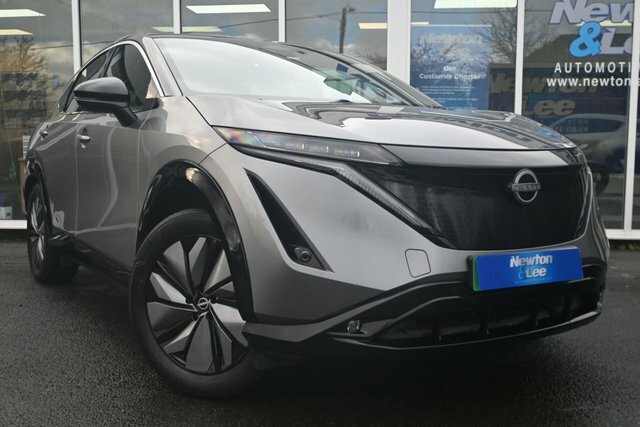 Nissan Ariya 63Kwh Advance Suv 7.4Kw Charger Grey