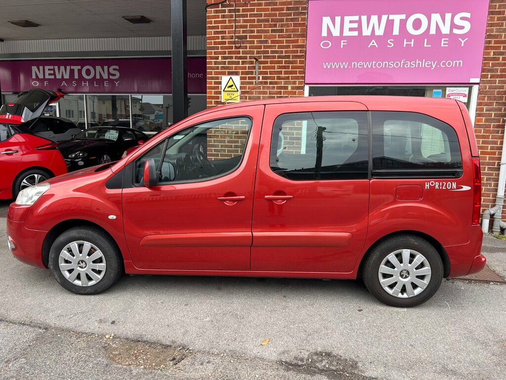 Peugeot Partner Tepee 1.6 Hdi 92 S Red #4