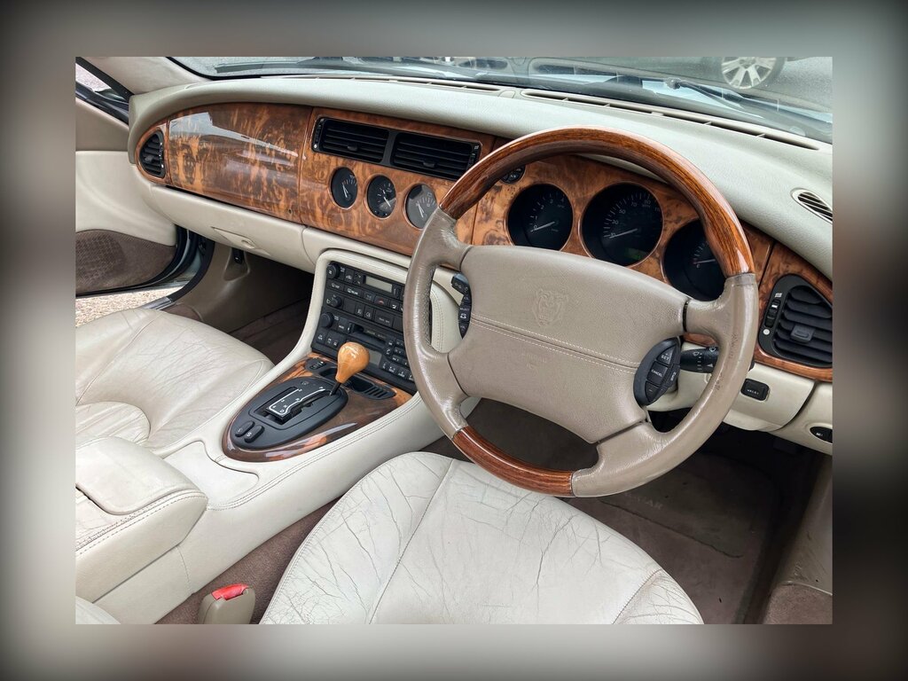 Jaguar XK8 4.0 Convertible 284 Gkm, 29 Silver #5