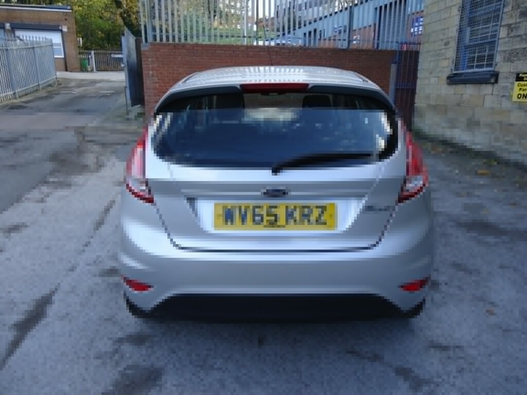 Ford Fiesta Hatchback 1.5 Tdci Zetec 2015 WV65KRZ Silver #4