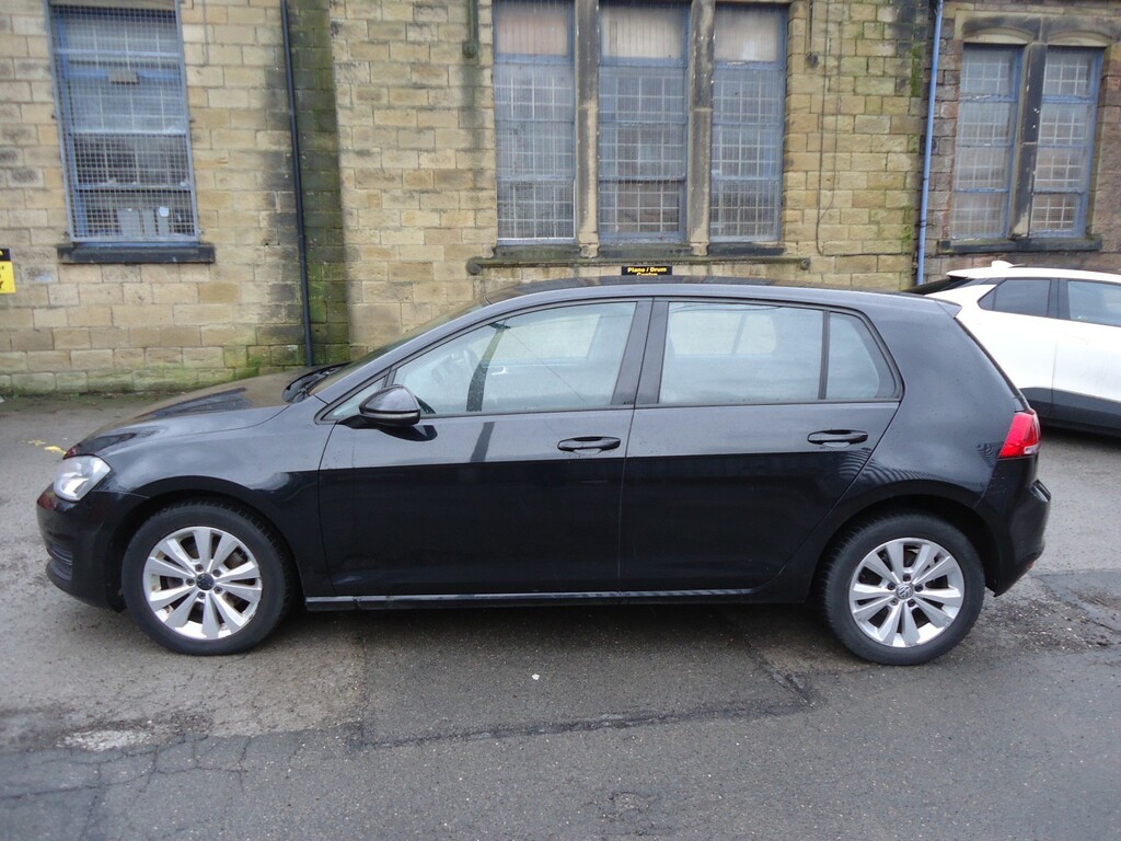 Volkswagen Golf Hatchback 1.6 Tdi Bluemotion Tech Se 2013 YD13VXE Black #3