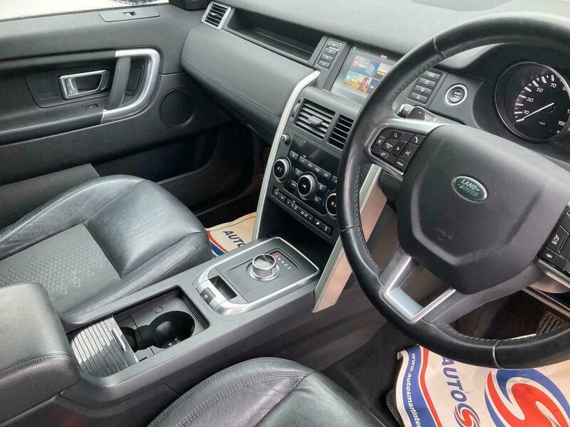Land Rover Discovery Sport 2.0 Td4 Se Tech NA65SZC Black #3