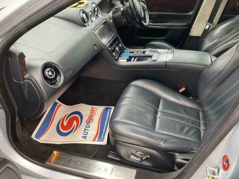 Jaguar XJ 3.0D V6 Luxury WF60HYC Silver #4