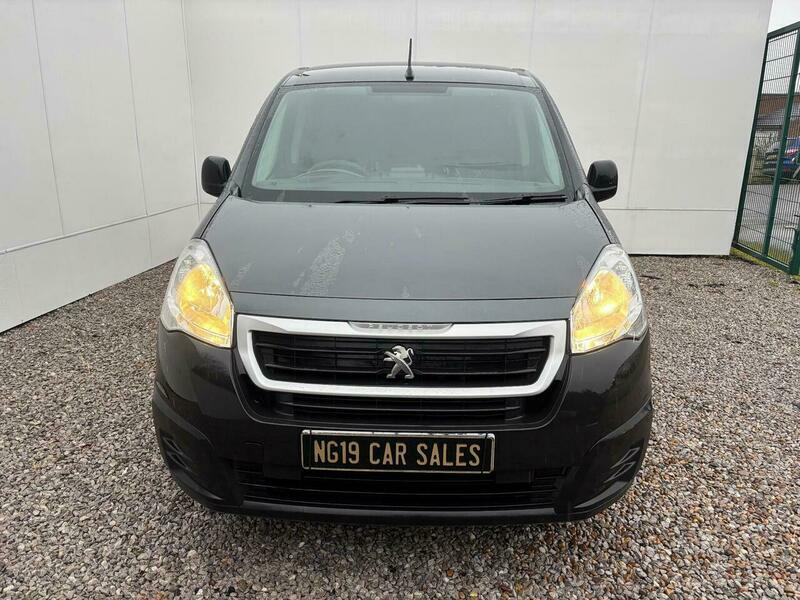 Peugeot Partner 1.6 Bluehdi 651 Professional BN67OPJ Grey #3