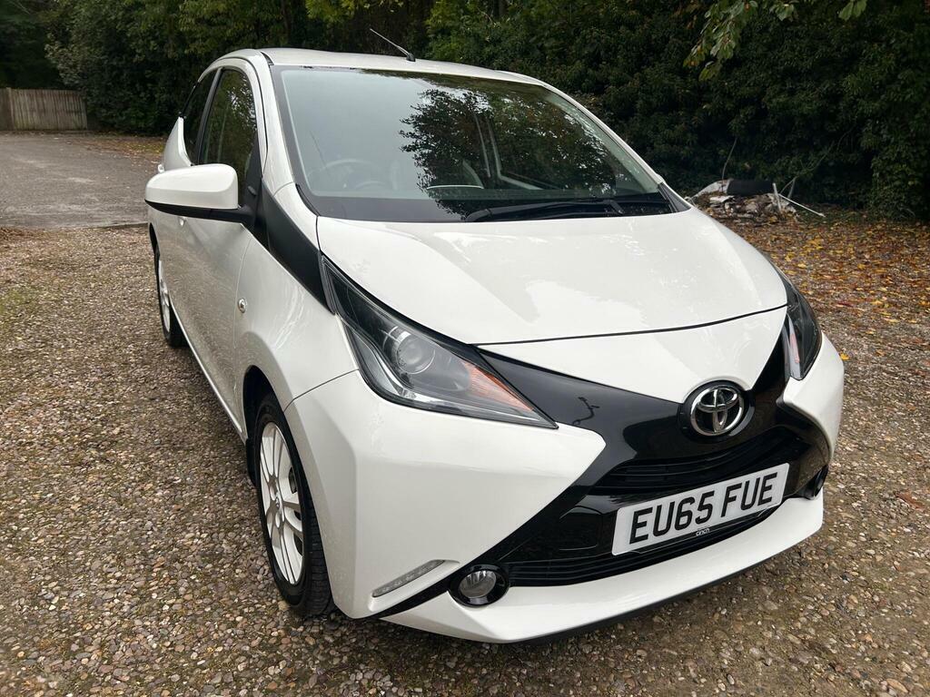 Toyota Aygo 1.0 Vvt-i X-pure Euro 6 White