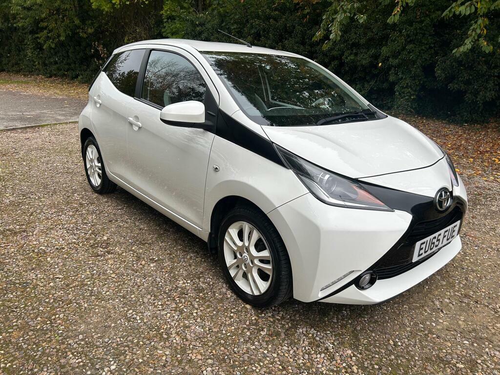 Toyota Aygo 1.0 Vvt-i X-pure Euro 6 EU65FUE White #3