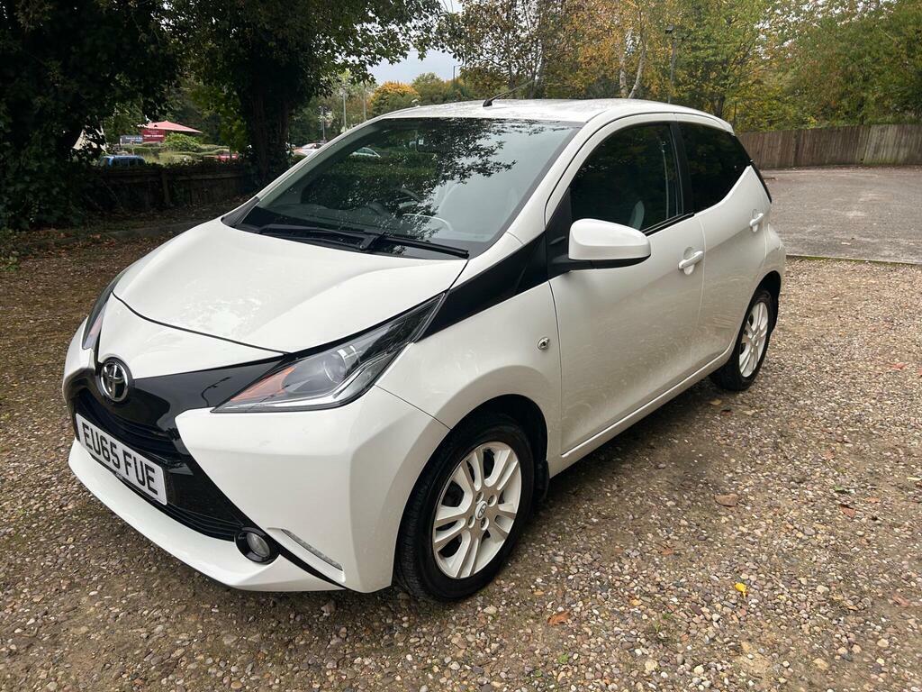 Toyota Aygo 1.0 Vvt-i X-pure Euro 6 EU65FUE White #4