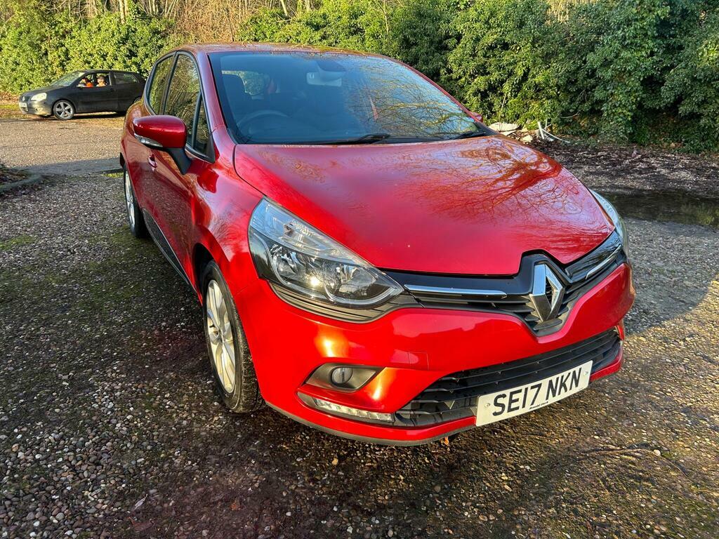 Renault Clio 1.5 Dci Dynamique Nav Euro 6 S S Red