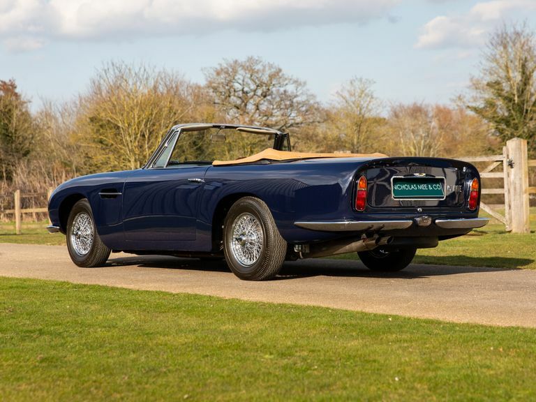 Aston Martin DB6 Volante Blue #3