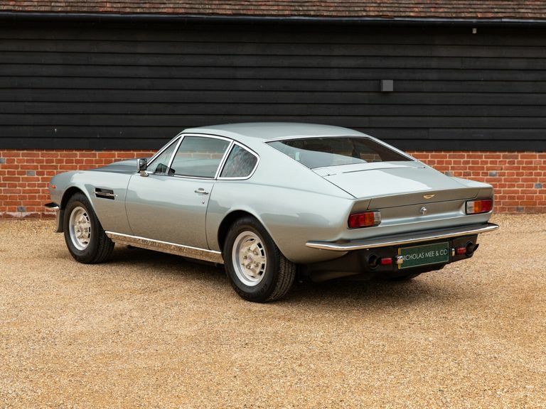Aston Martin V8 Rare 5-Speed Silver #3