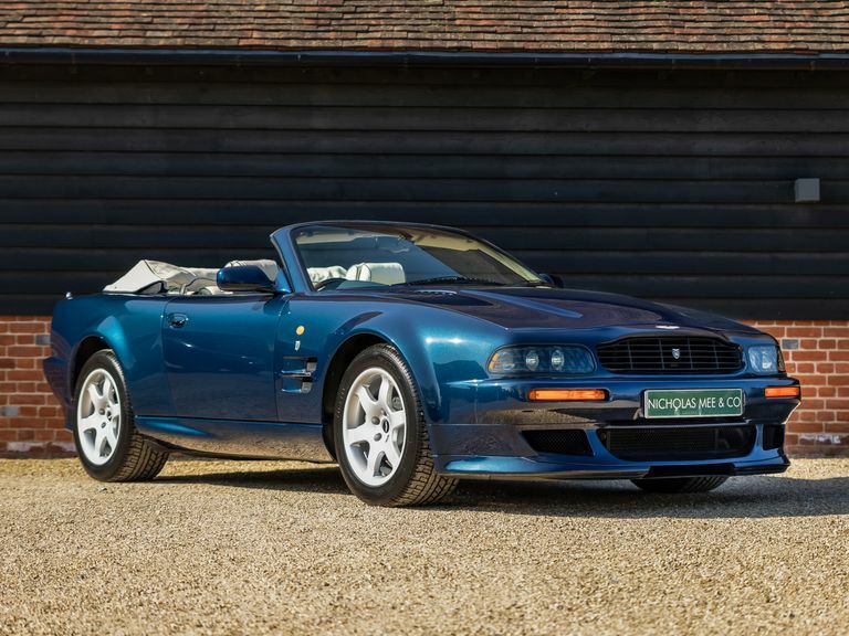 Aston Martin V8 Special Edition Short Chassis Blue
