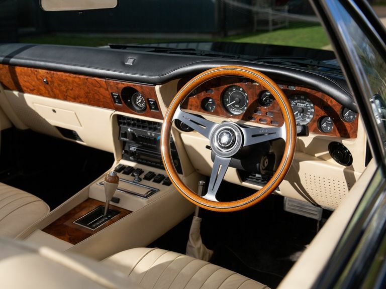 Aston Martin V8 Efi Black #5