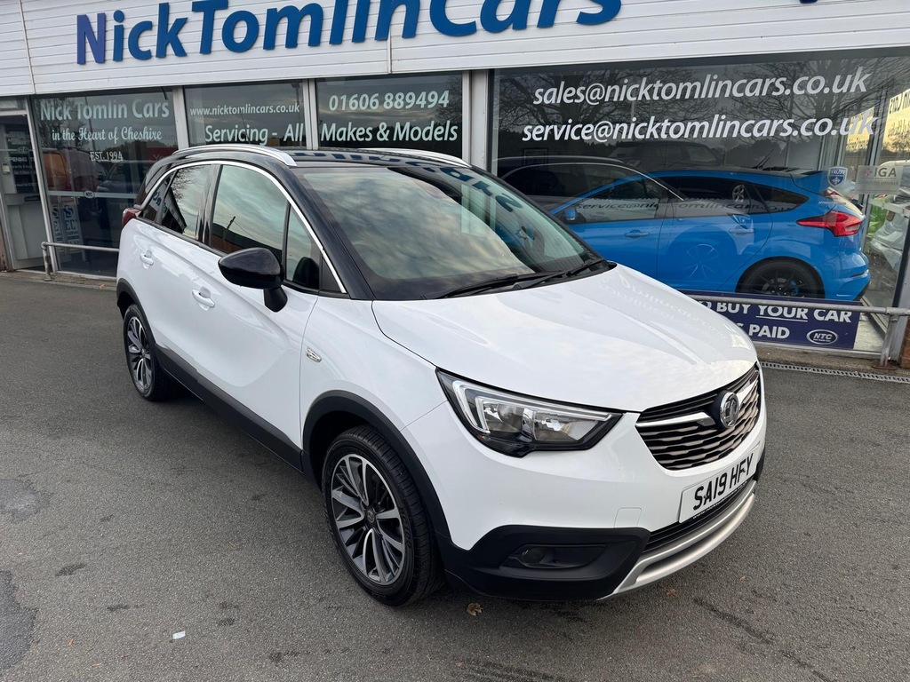 Vauxhall Crossland X Petrol White