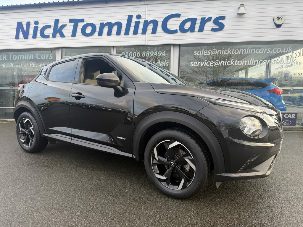Nissan Juke Petrol PN24ZBT Black #5