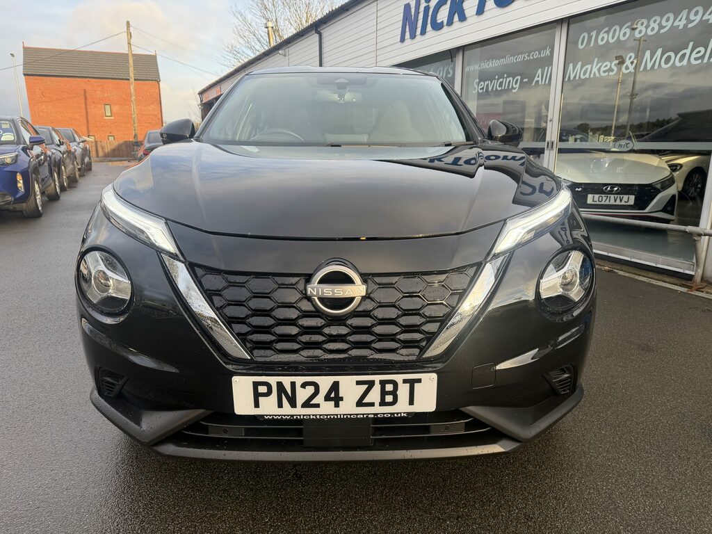 Nissan Juke Petrol PN24ZBT Black #2