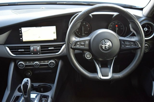 Alfa Romeo Giulia 2.0 Tb Veloce 277 Bhp FP70VCY Blue #3