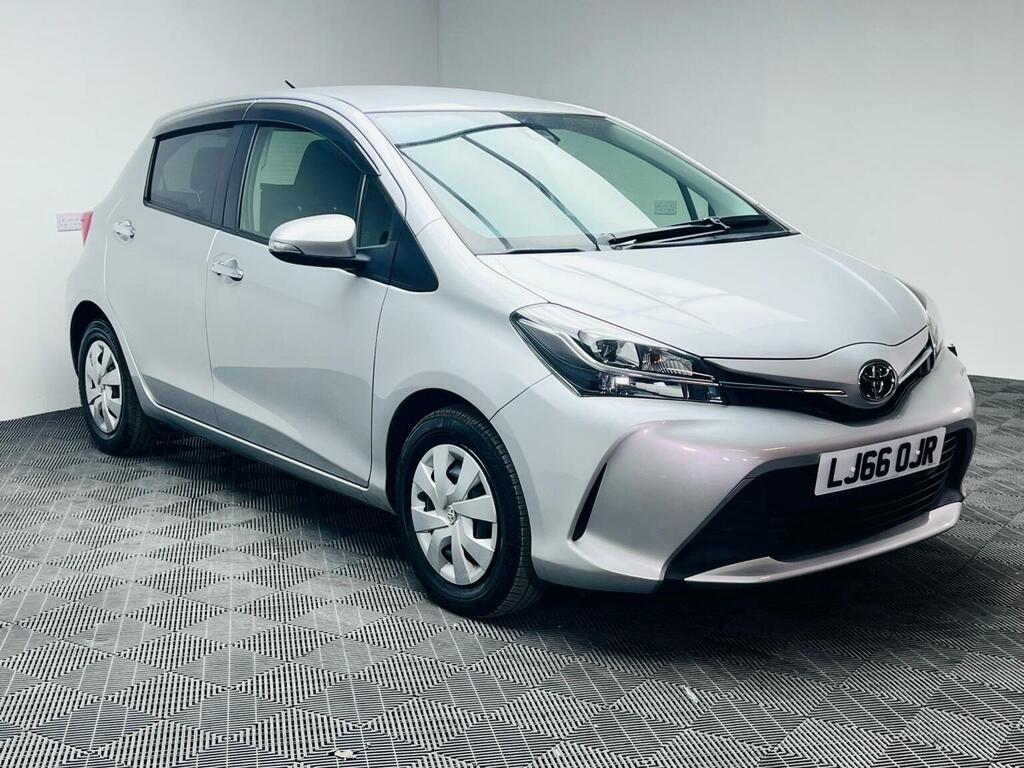 Toyota Yaris 1.33 Dual Vvt-i Icon Multidrive S Euro 6 2016 LJ66OJR