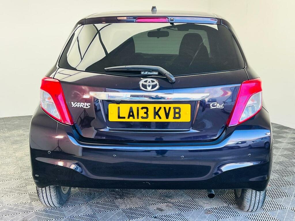 Toyota Yaris Icon Cvt 2025 Purple #5