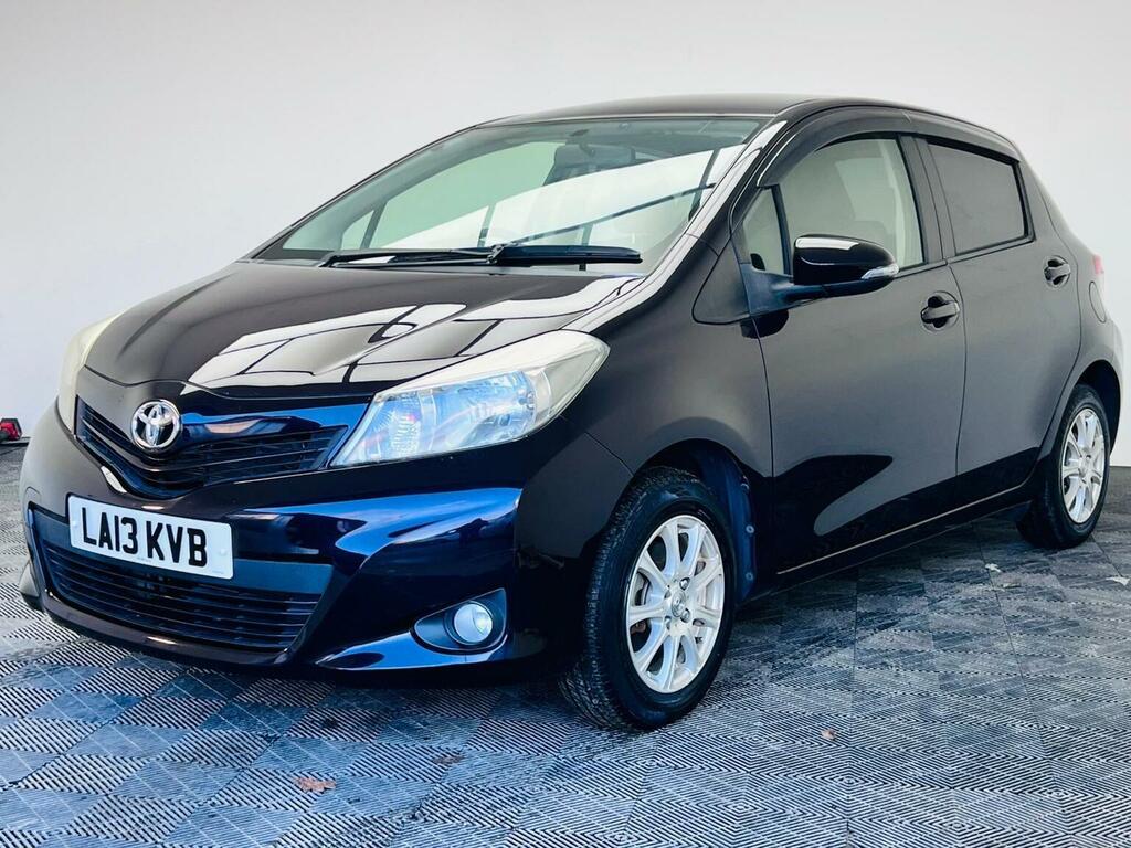 Toyota Yaris Icon Cvt 2025 Purple #3