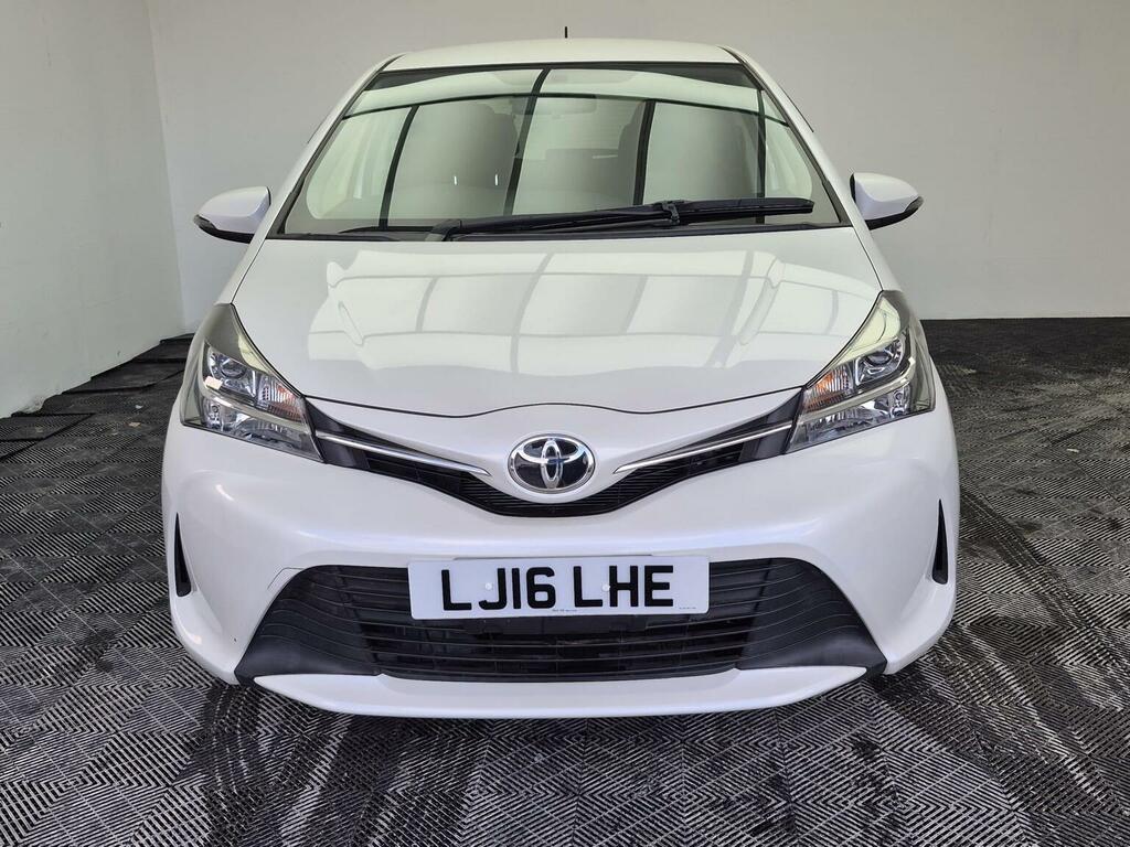 Toyota Yaris 1.33 Dual Vvt-i Icon Multidrive S Euro 5 Euro  #2