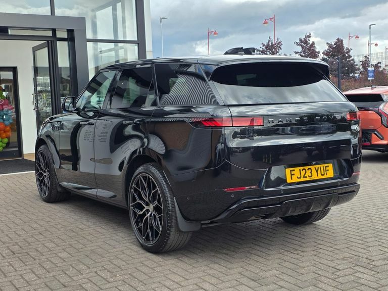 Land Rover Range Rover Sport 3.0 D300 FJ23YUF Black #6